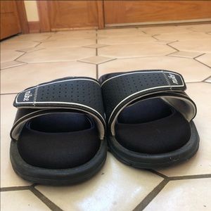 Nike slides